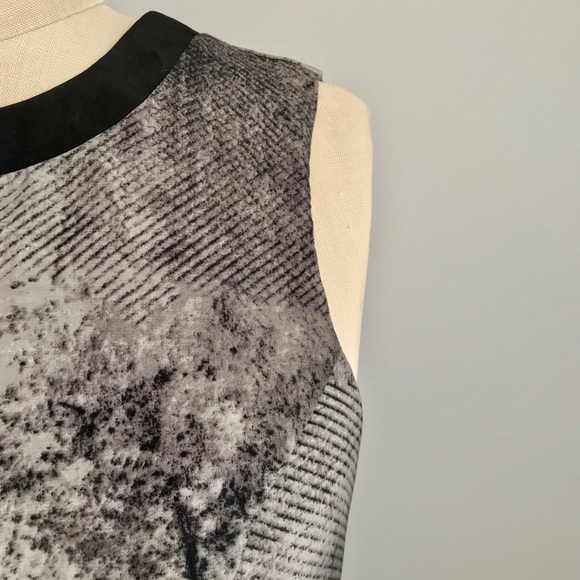 Dress - Picture 4 of 8